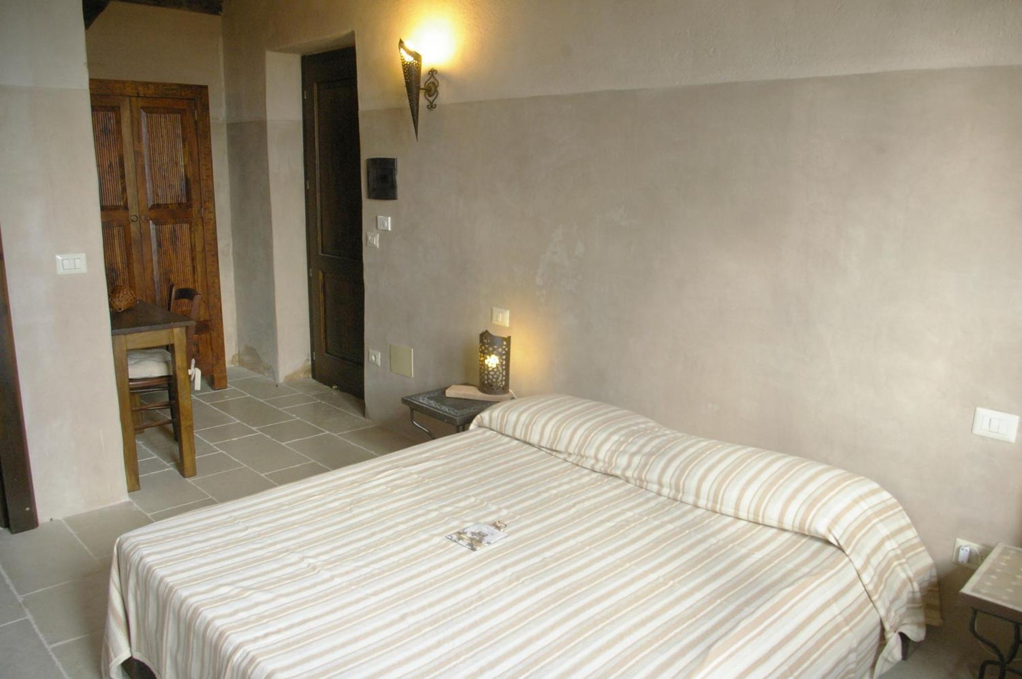 B&B Casale Di Poggioferro Scansano Szoba fotó