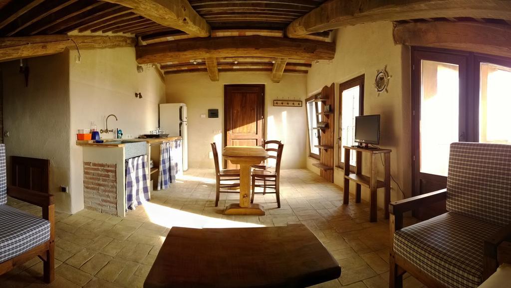 B&B Casale Di Poggioferro Scansano Szoba fotó