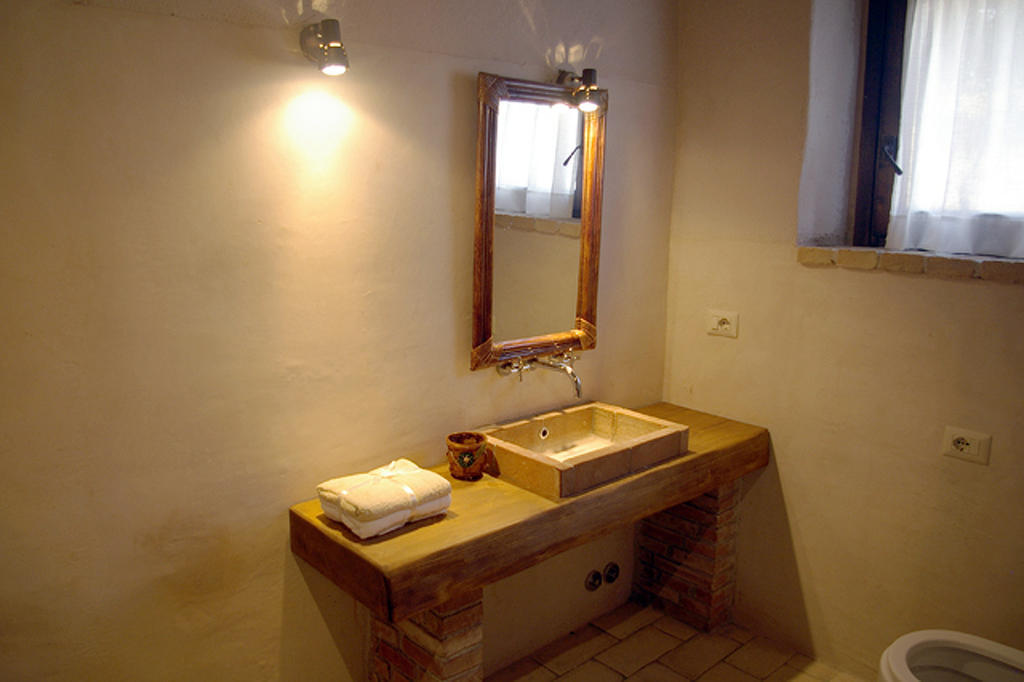 B&B Casale Di Poggioferro Scansano Szoba fotó